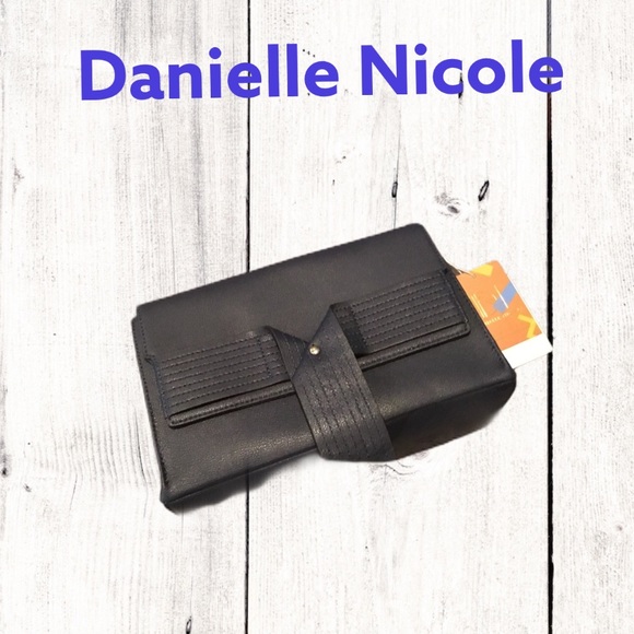 ⭐️HOST PICK 11/23 ⭐️ - Picture 4 of 9